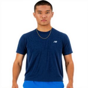 T-shirt sport New Balance homme matériau excellent coupe